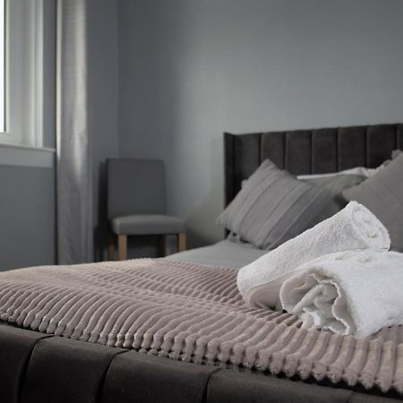 Apartament Modern 2-Bed Haven, Free Parking Edynburg Zewnętrze zdjęcie